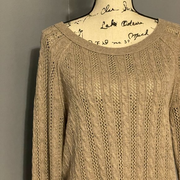 American Eagle Knit Sweater - Picture 2 of 9